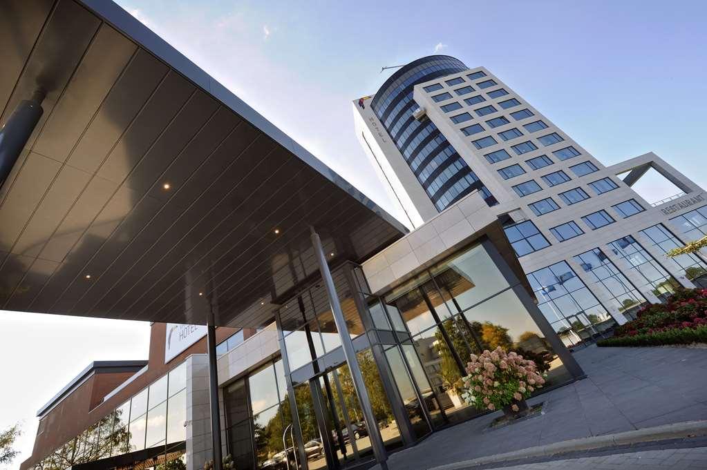 Van Der Valk Hotel Tiel Exterior photo